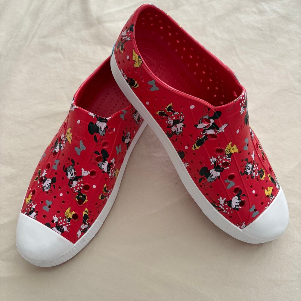 Native Disney Parks Minnie Mouse Jefferson Womens 12 Mens 10 Unisex Red Slip On